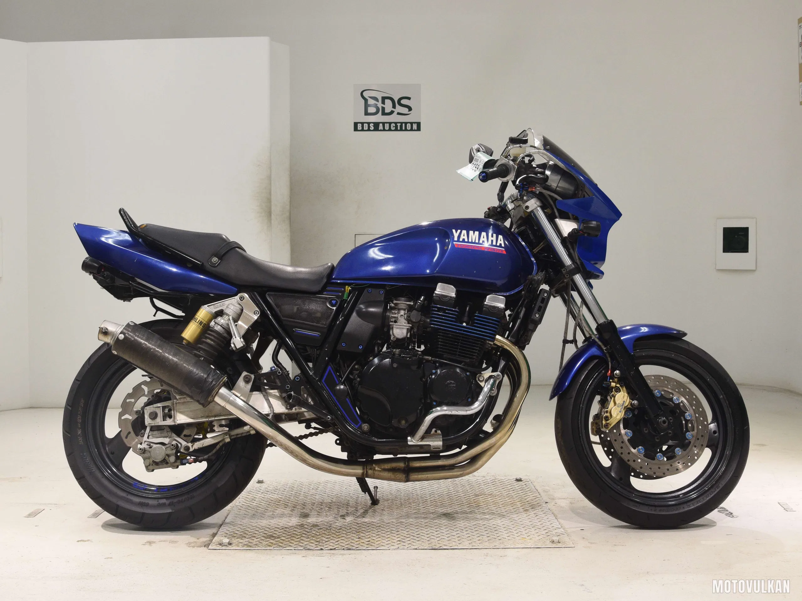 Yamaha XJR400R