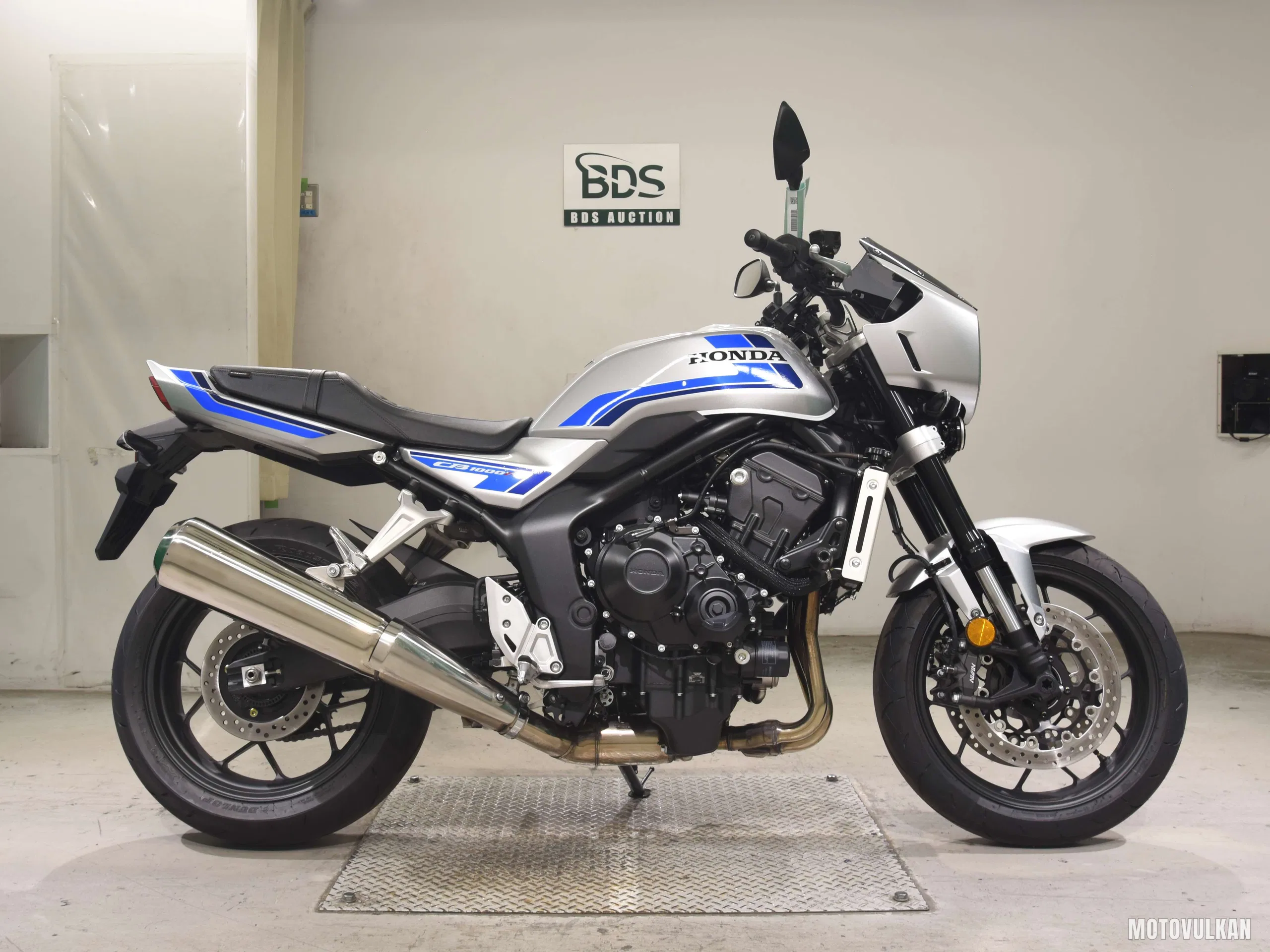 Honda CB1000F SE