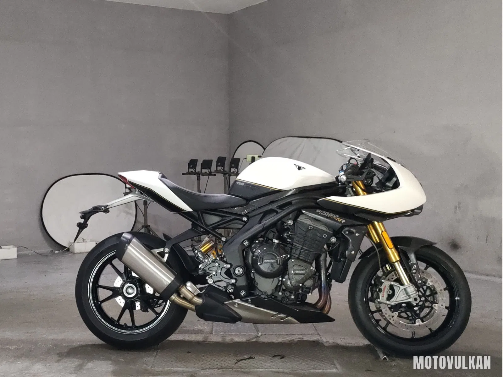 Triumph Triumph Speed Triple 1200RR
