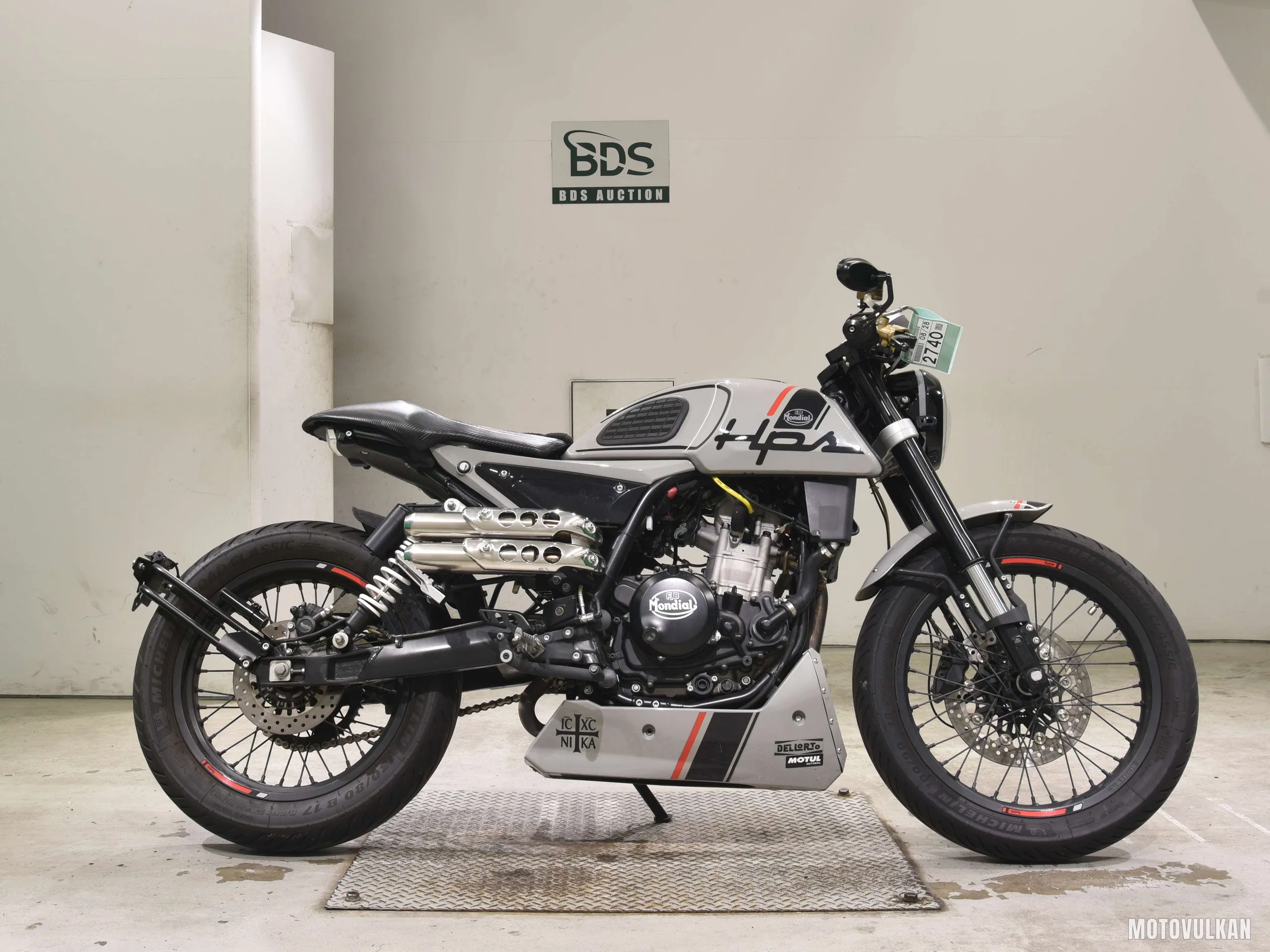 FBモンディアルHPS300