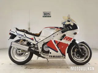 Yamaha FZR750