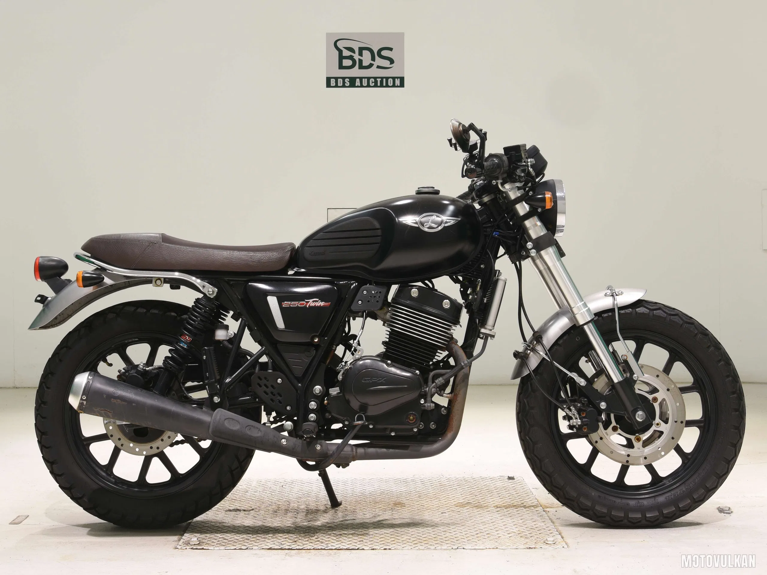  GPX LEGEND250 Twin