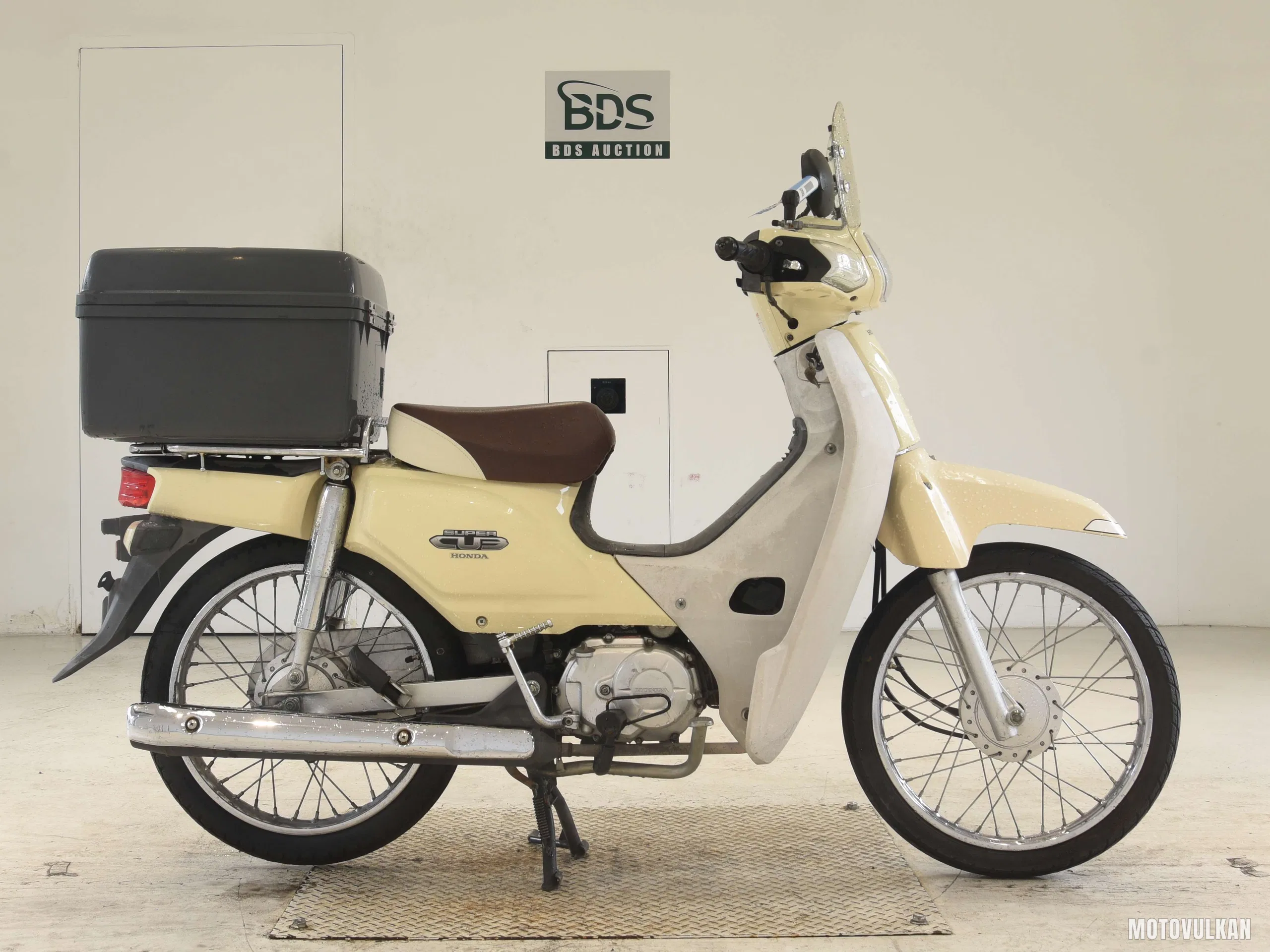Honda C110-2