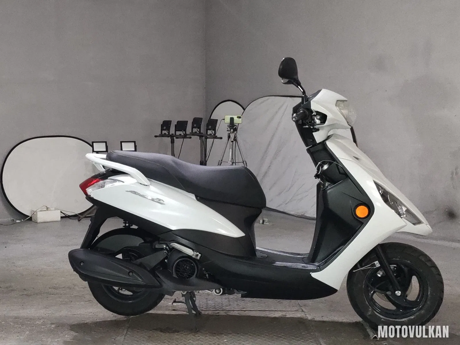 Yamaha Axis Z
