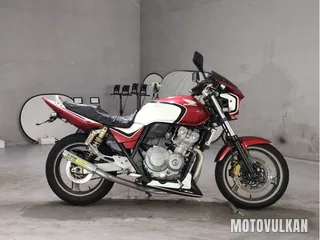 Honda CB400SF VTEC Revo
