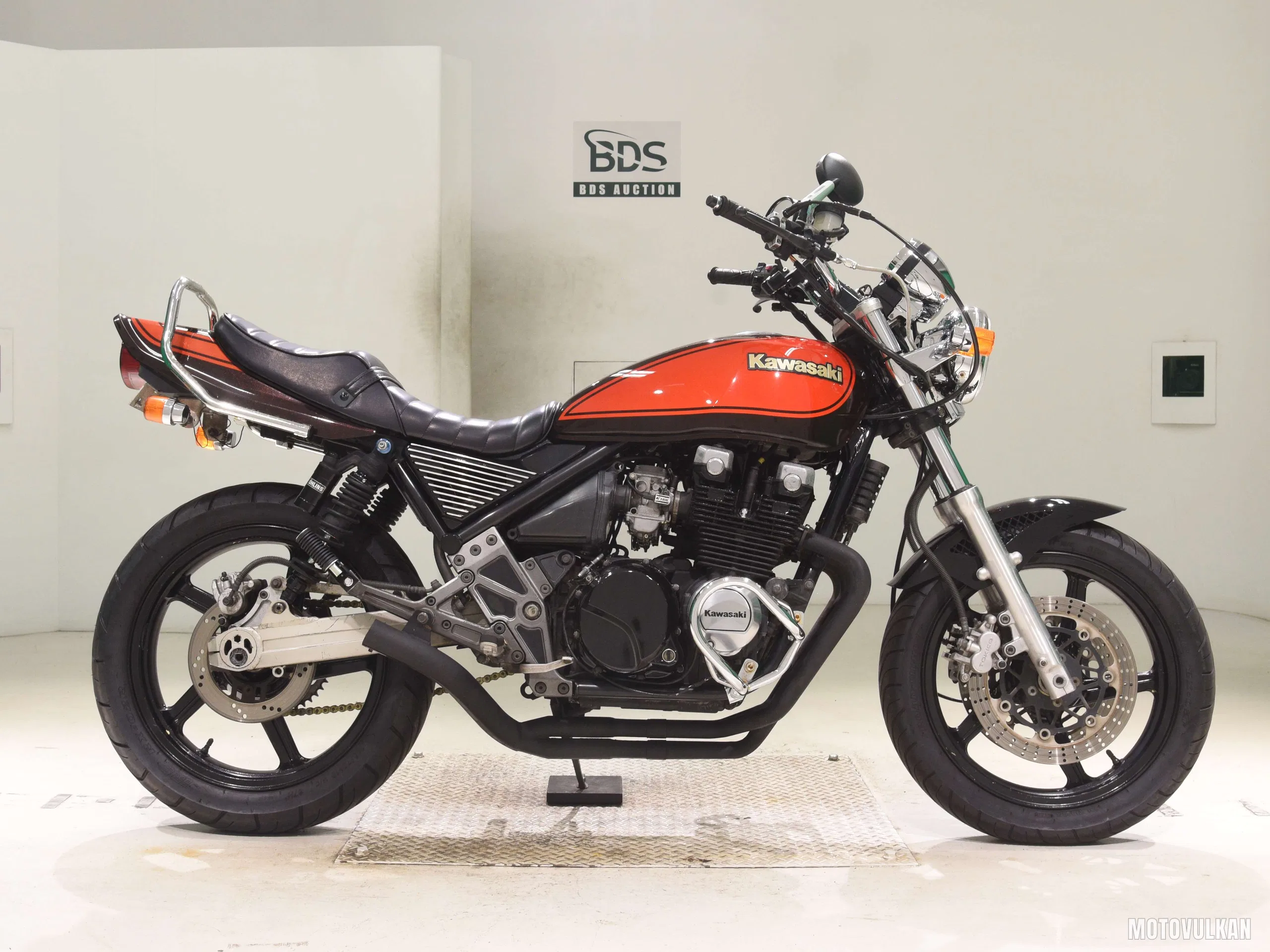 Kawasaki ZEPHYR400KAI