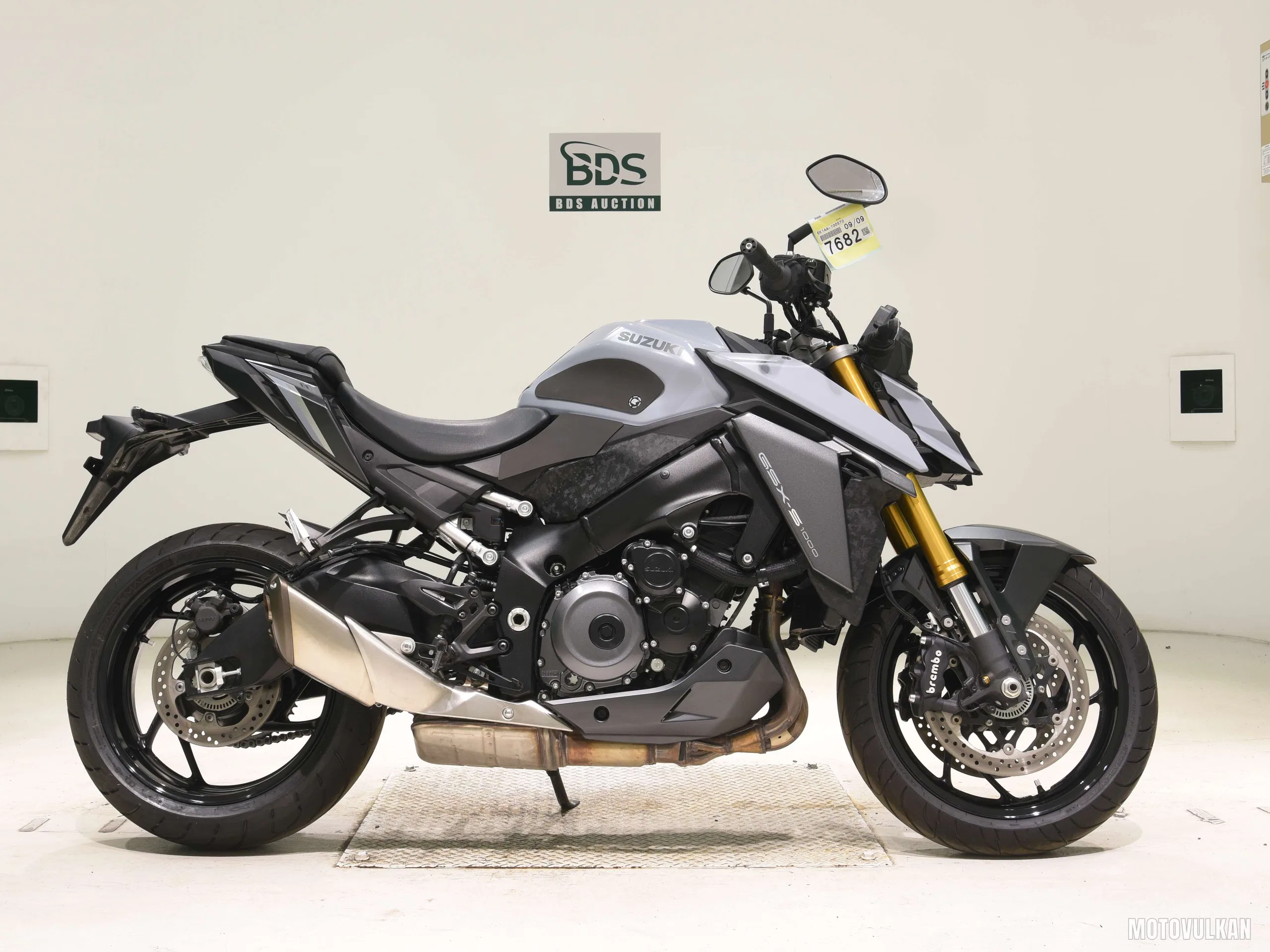 Suzuki GSX-S1000-2