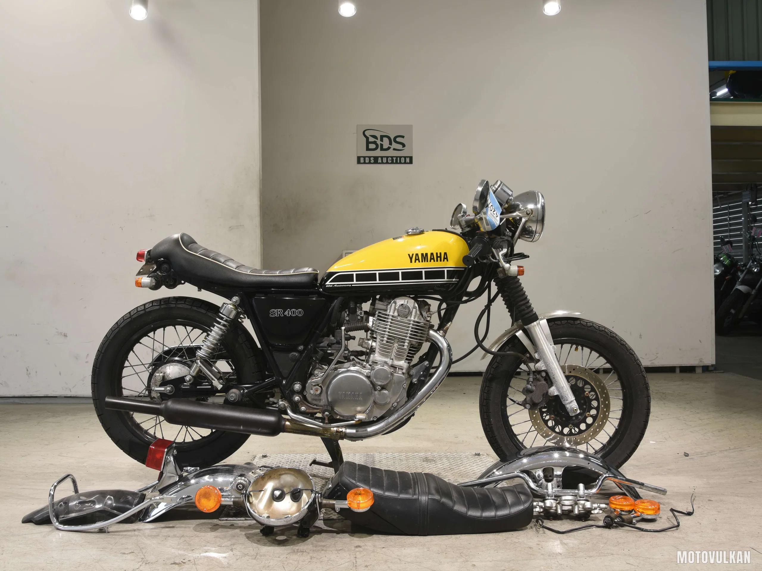 Yamaha SR400-4