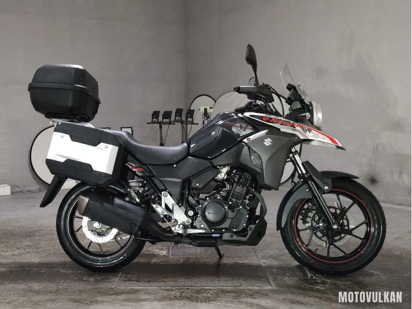 Suzuki V-Strom 250
