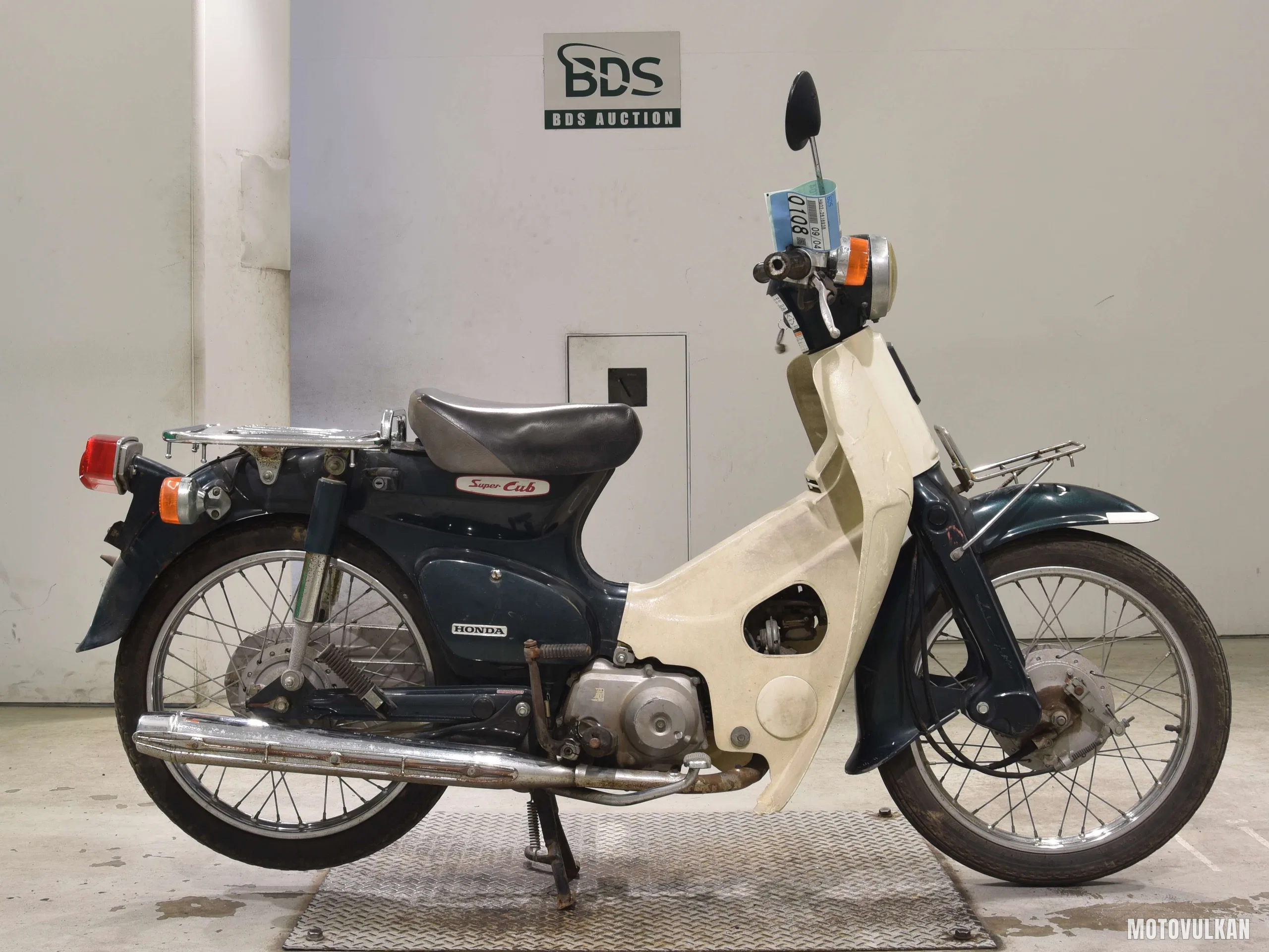 Honda C90