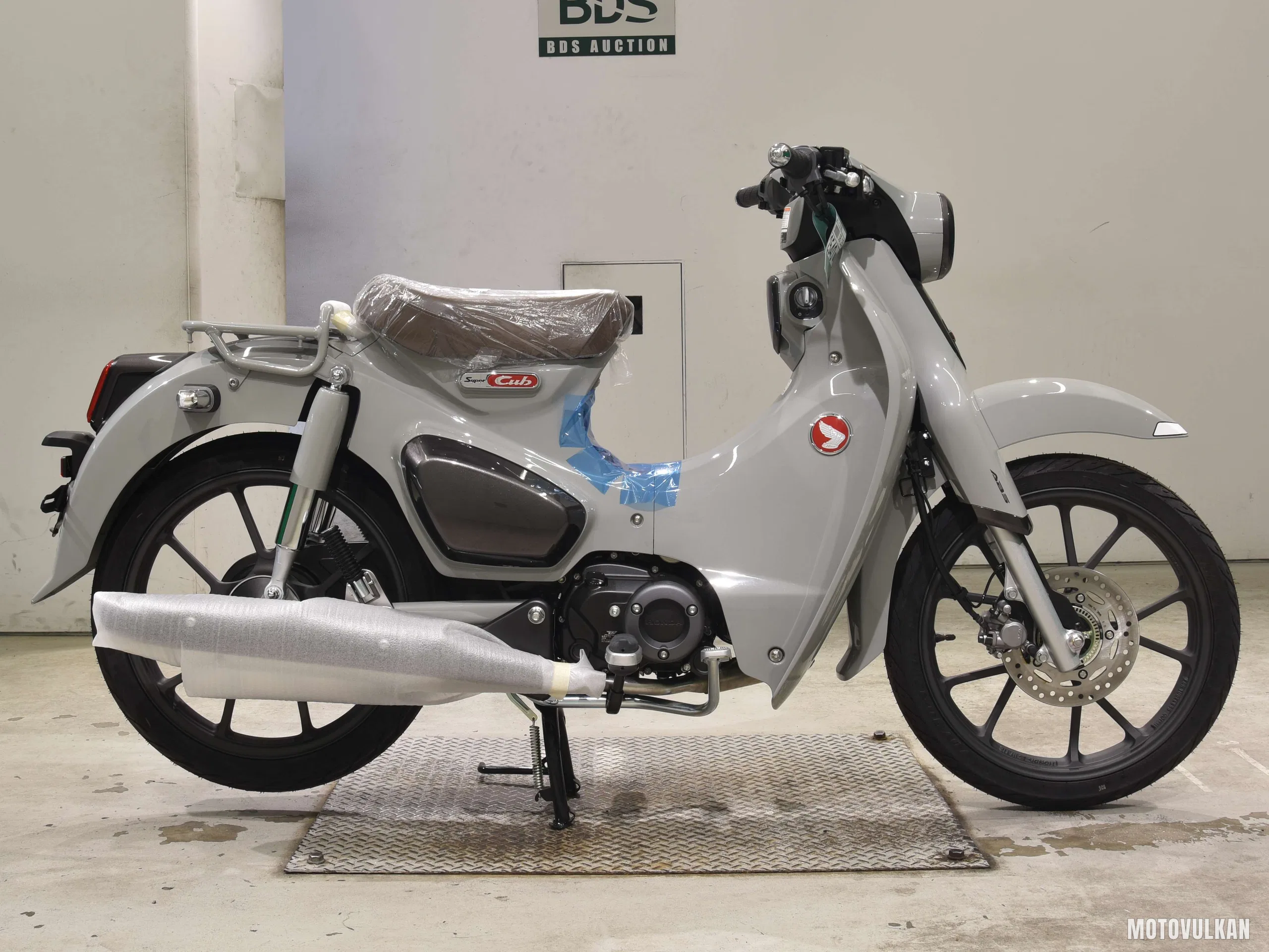 Honda C125-2
