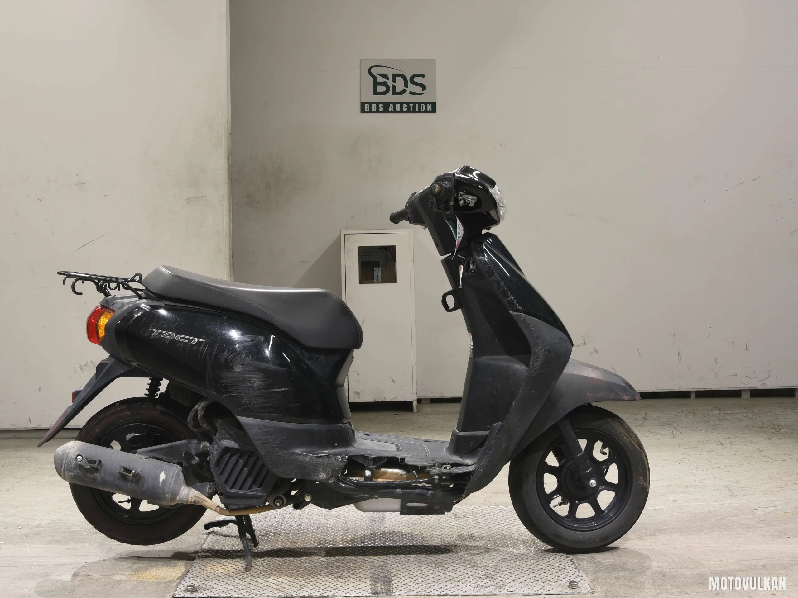 Honda TACT-4 Basic