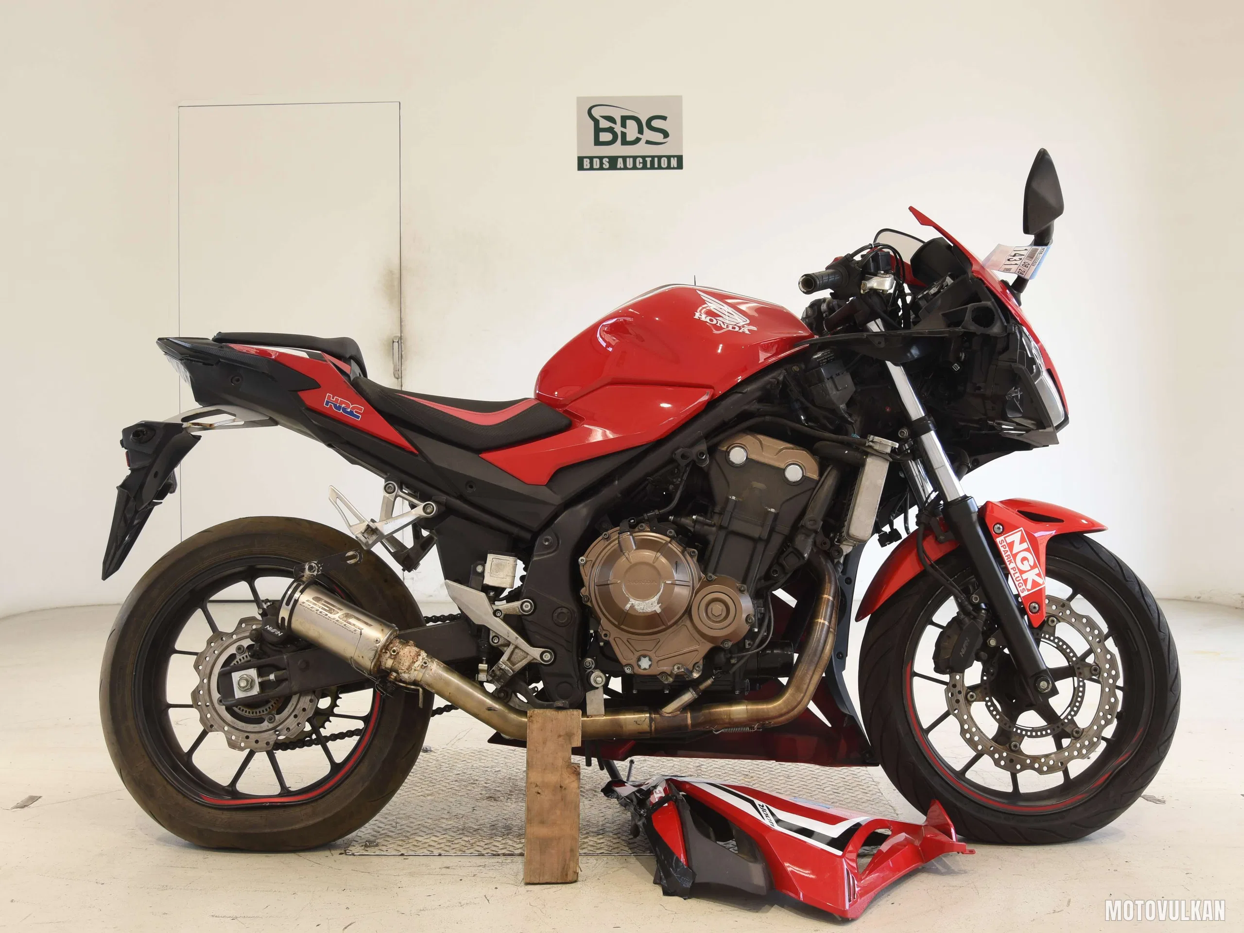 Honda CBR400R-2
