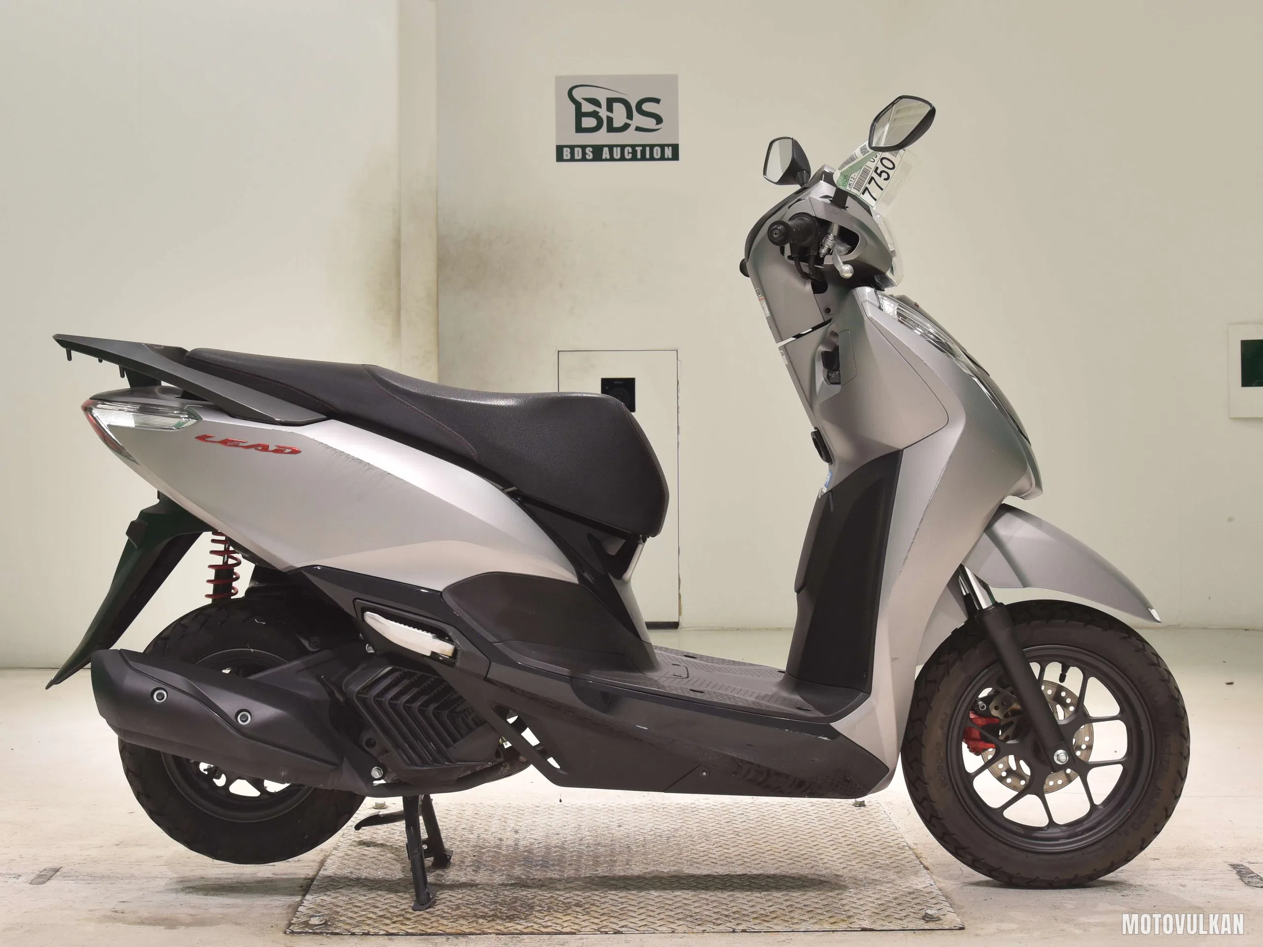 Honda LEAD125-2