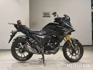 Honda CB200X