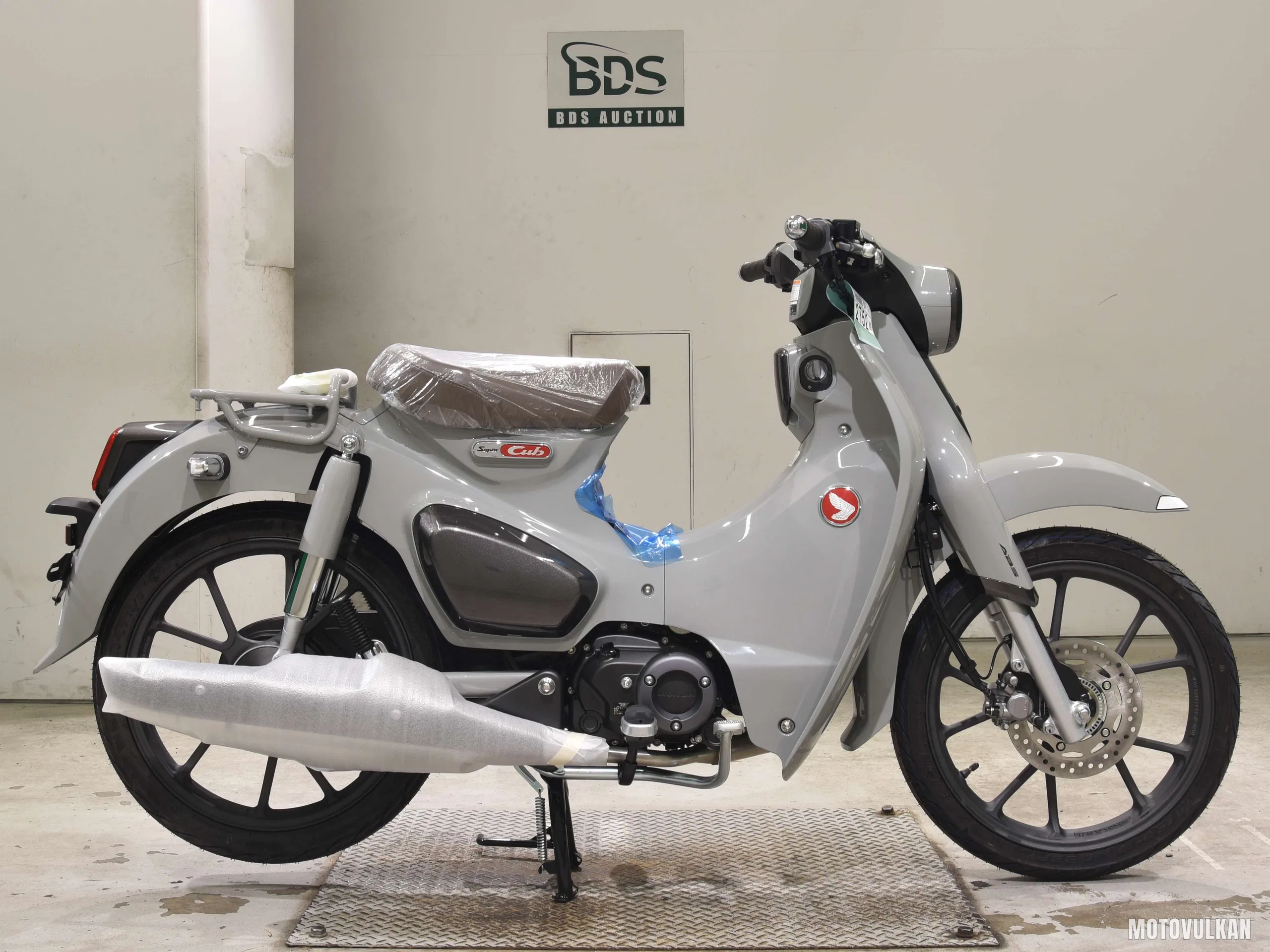 Honda C125-2