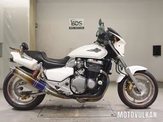 Honda X4