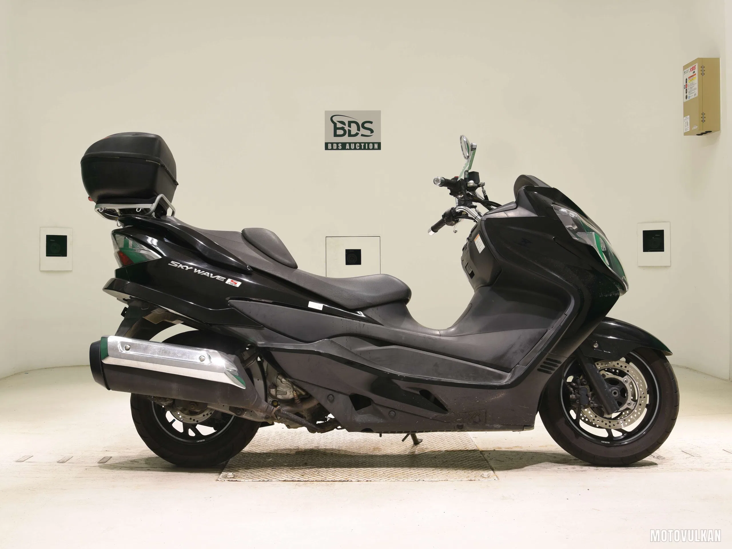 Suzuki SKYWAVE400-3SA