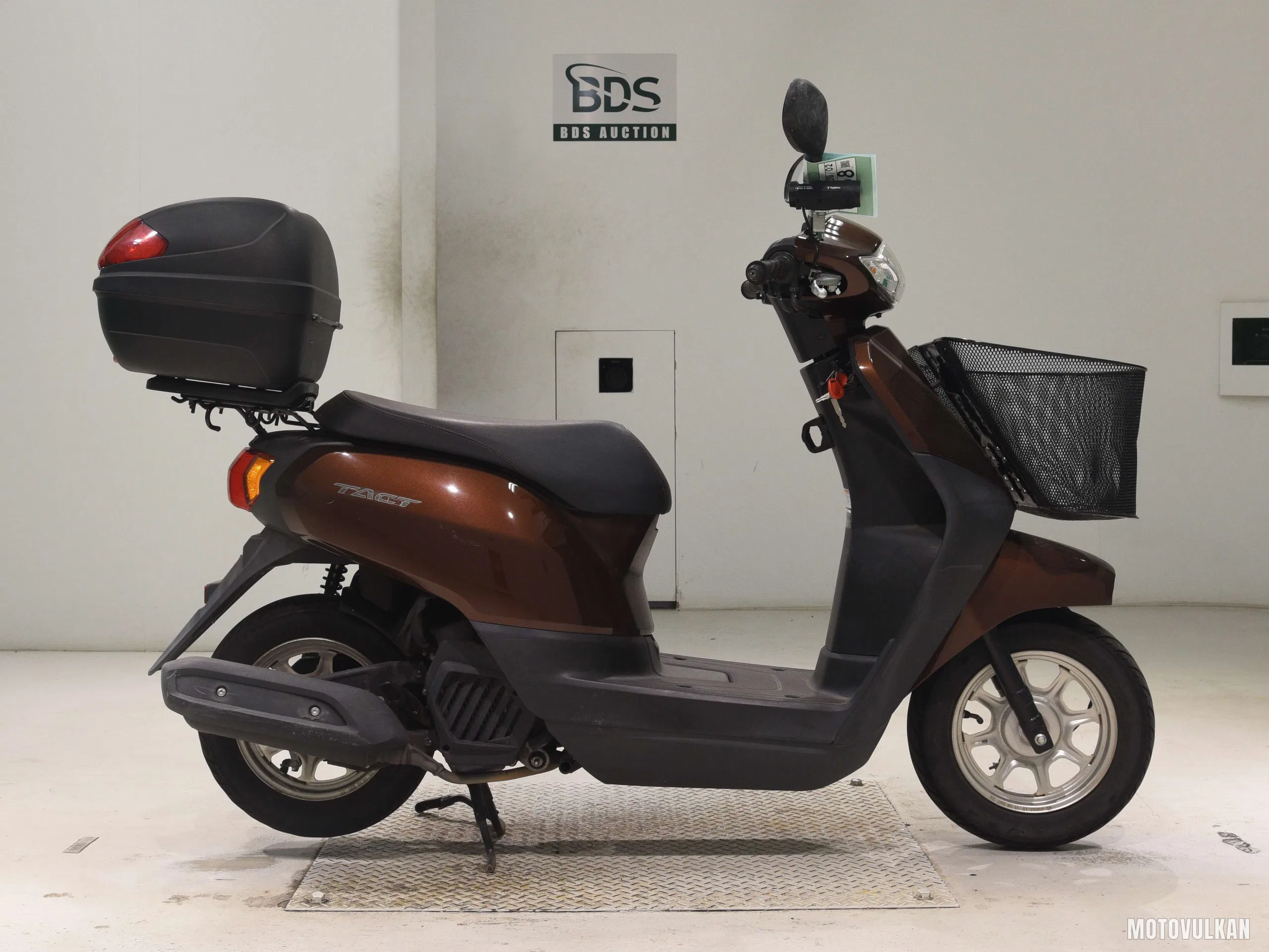 Honda TACT-4 Basic