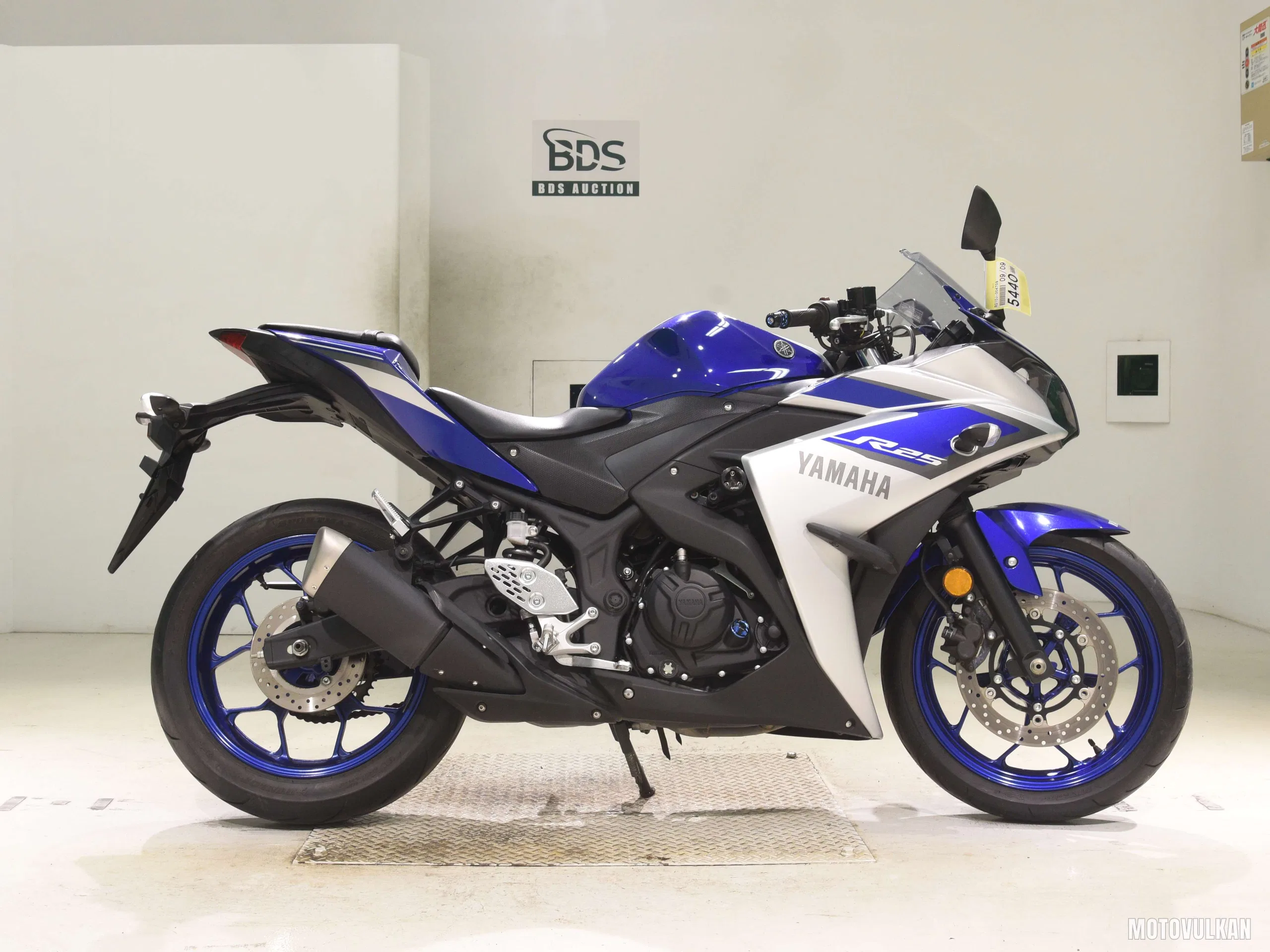 Yamaha YZF-R25