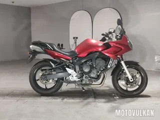 Yamaha FZ6-Sフェザー