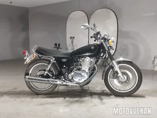 Yamaha SR400