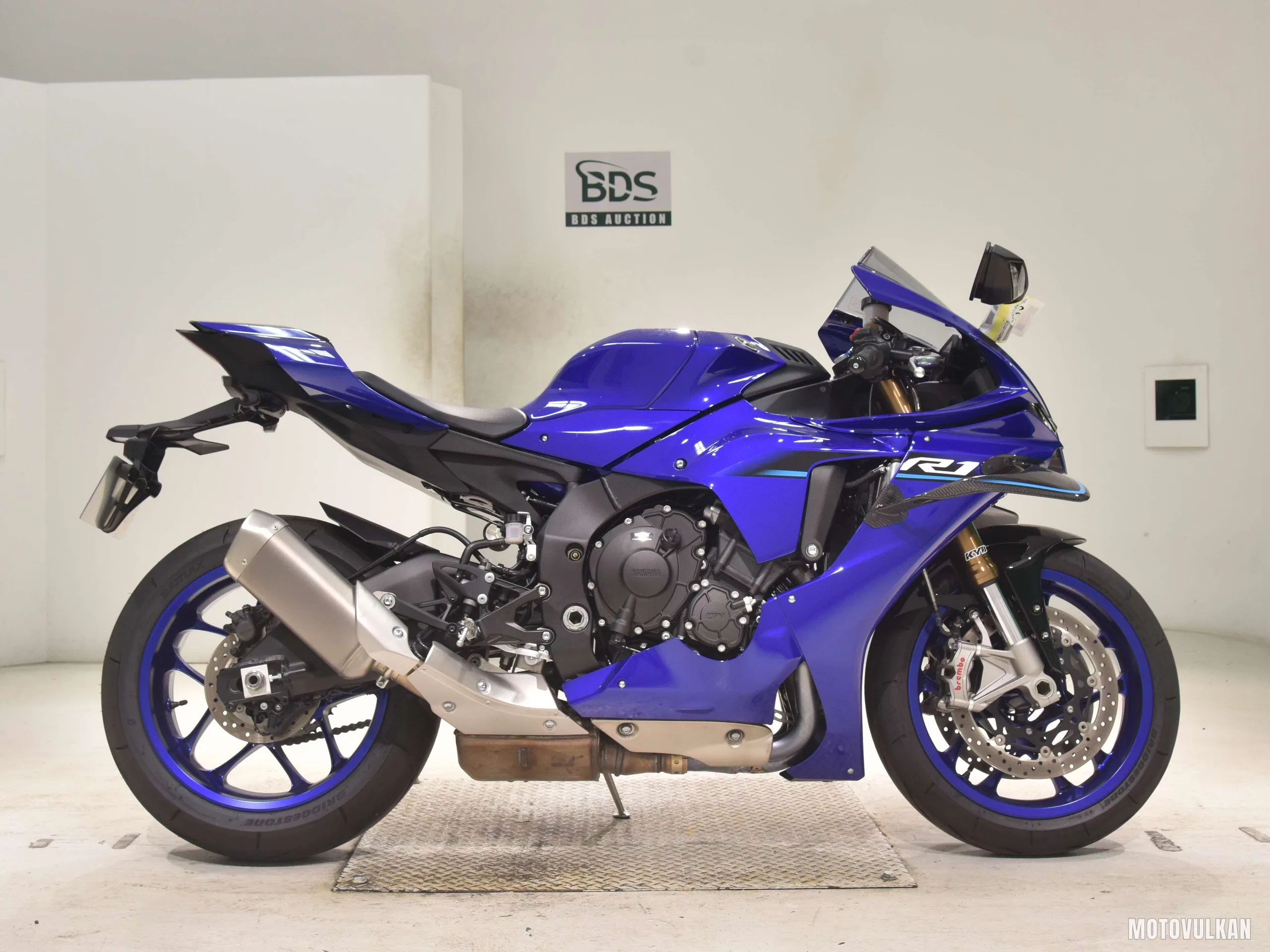 Yamaha YZF-R1