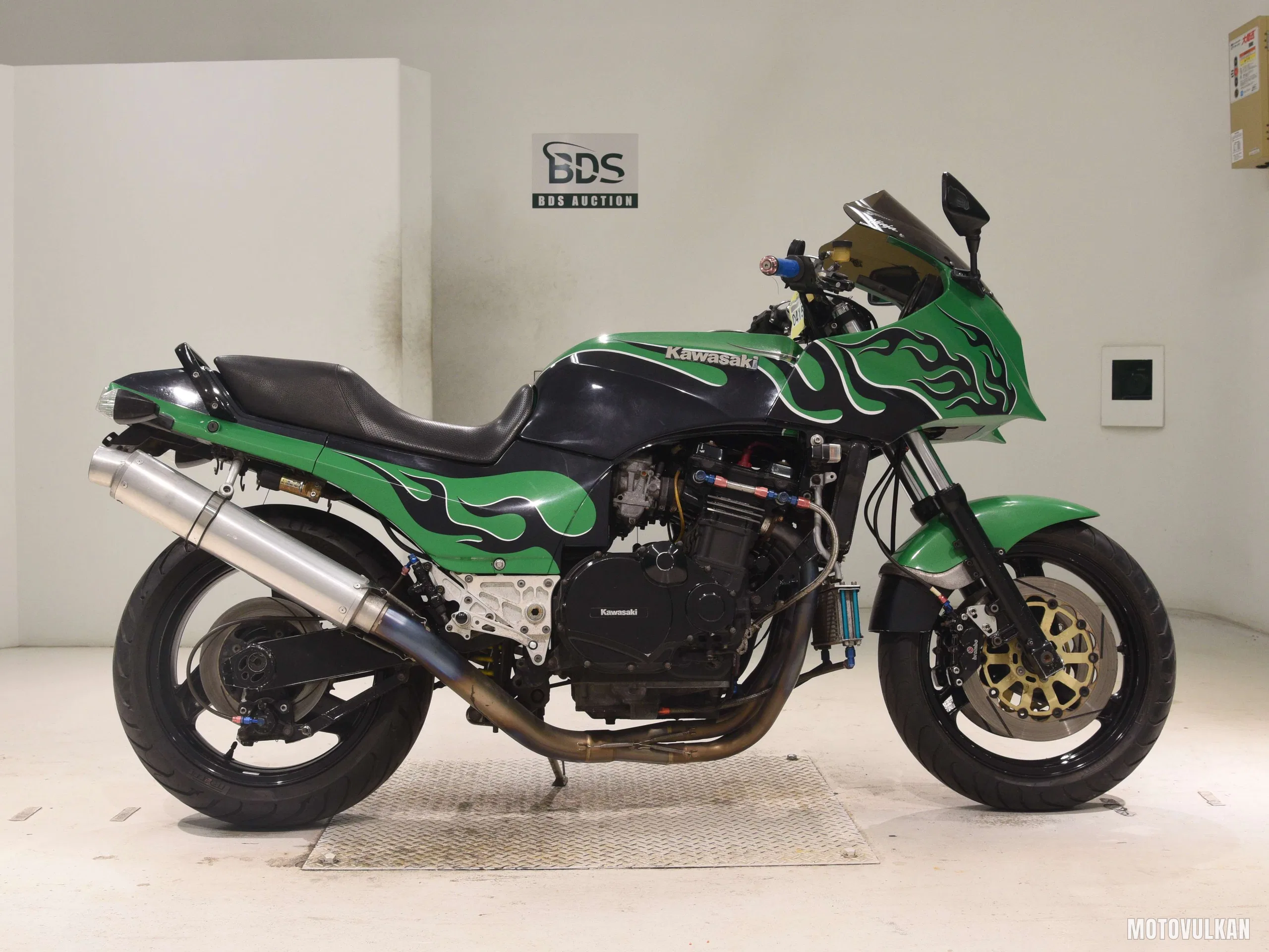 Kawasaki GPZ900R