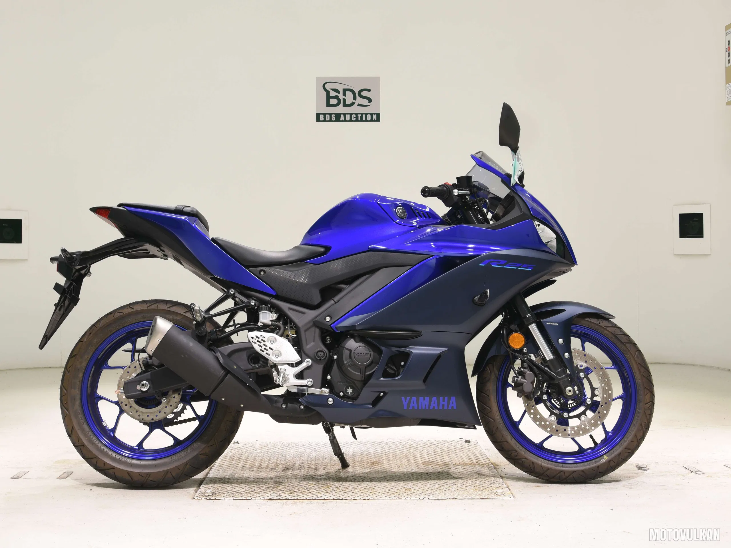 Yamaha YZF-R25A