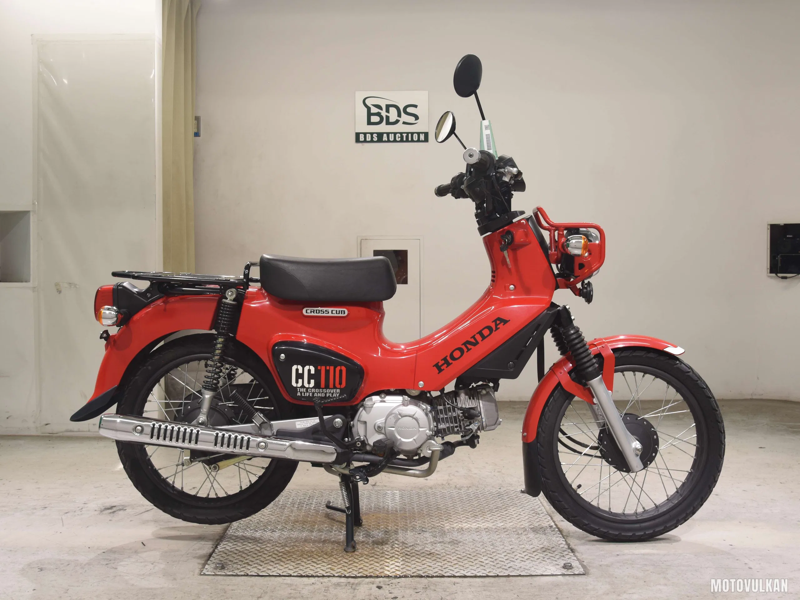 Honda Cross Cub 110-2
