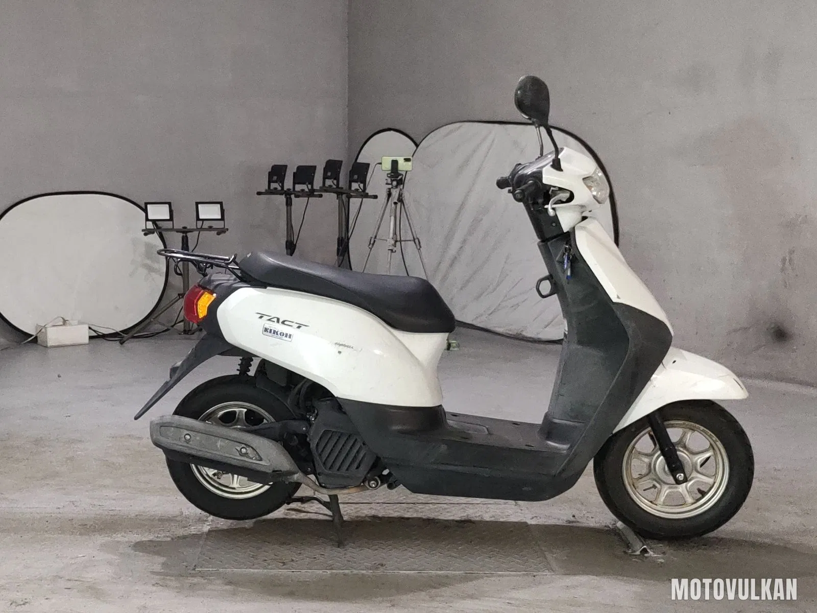 Honda Tact Basic