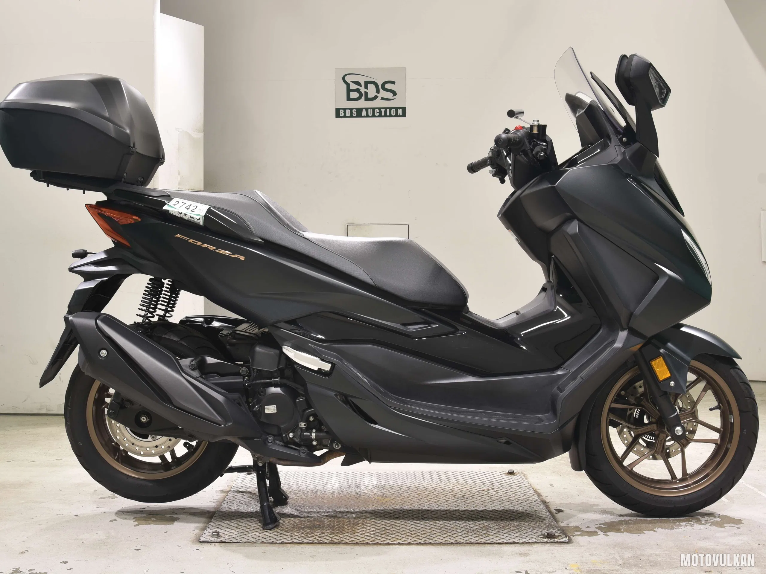 Honda FORZA-6