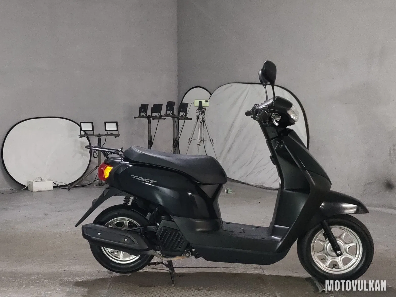 Honda Tact Basic