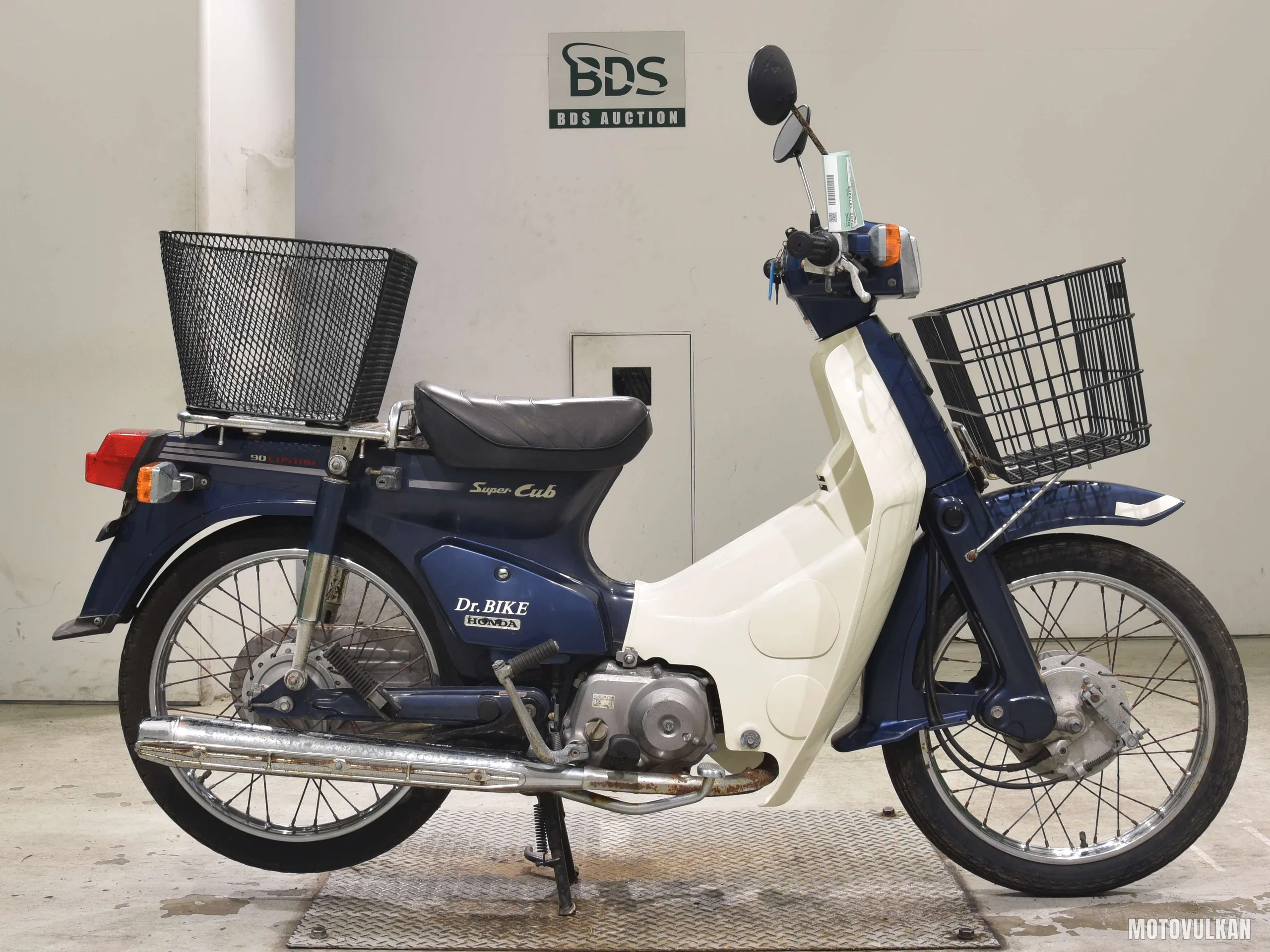 Honda C90-E