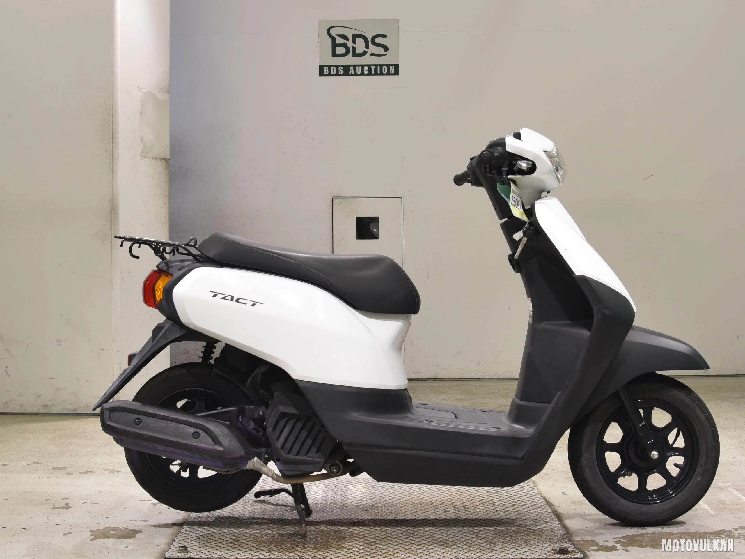 Honda TACT-4 Basic