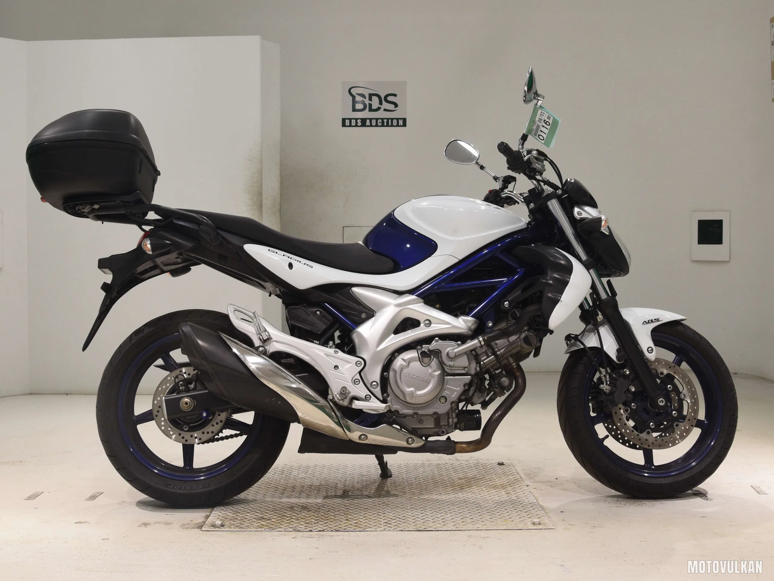 Suzuki Gladius 400