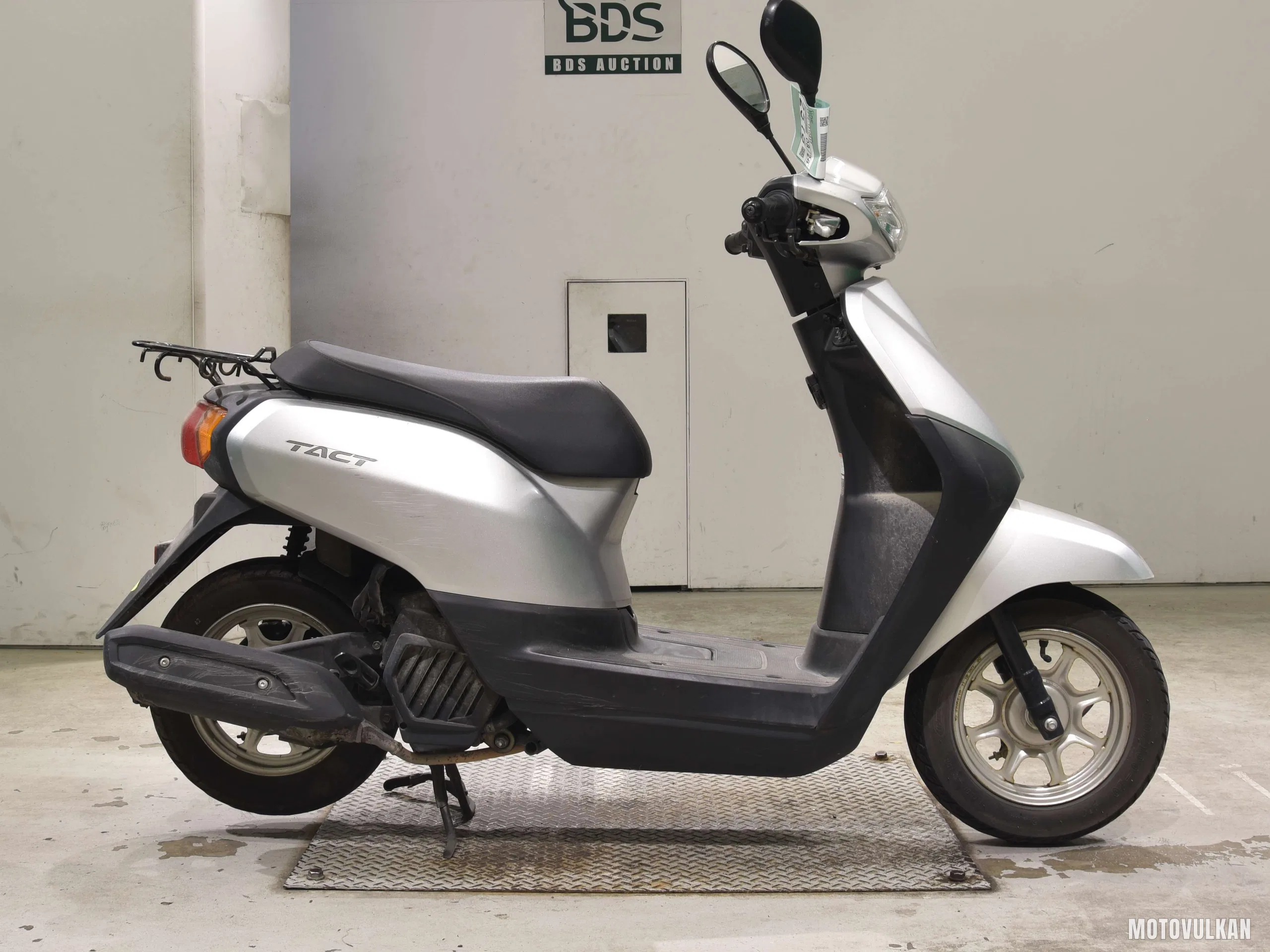 Honda TACT-4 Basic