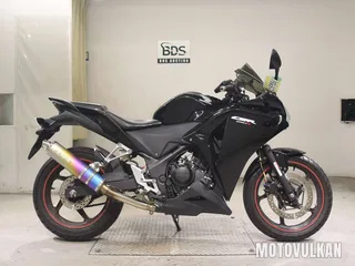 Honda CBR250R-3