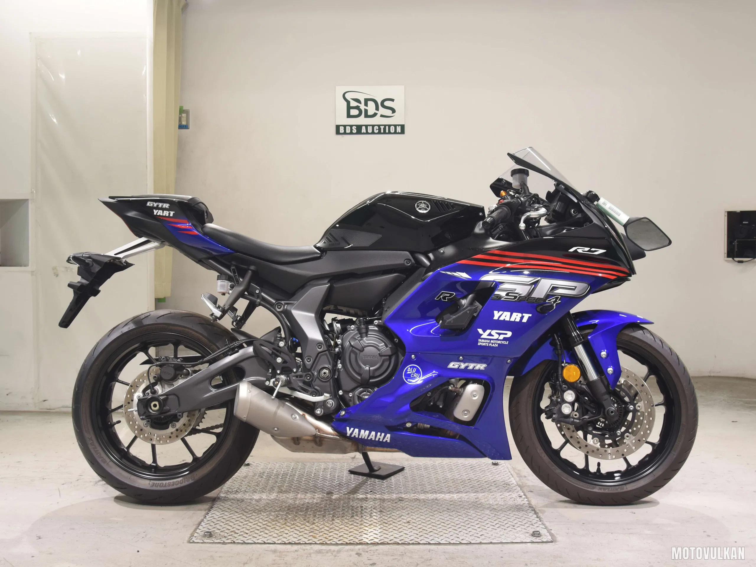 Yamaha YZF-R7-2