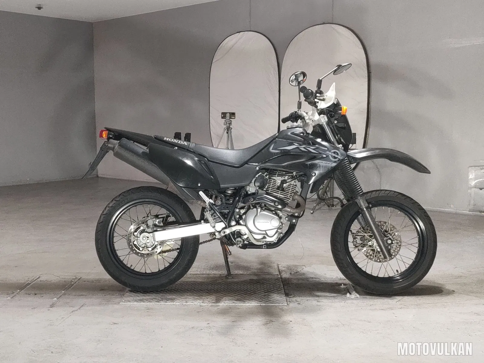 Honda XR230 Motard