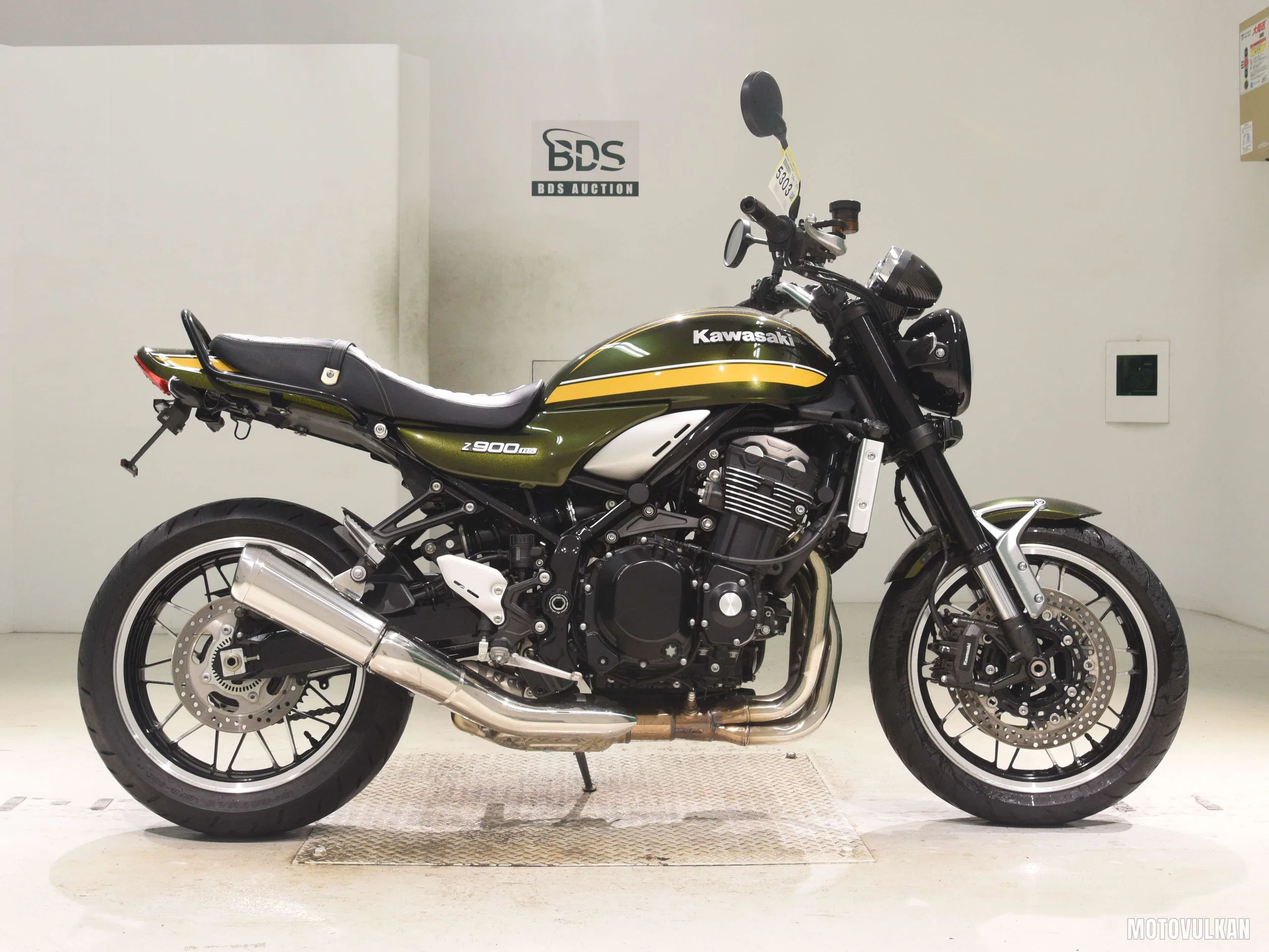 Kawasaki Z900RS