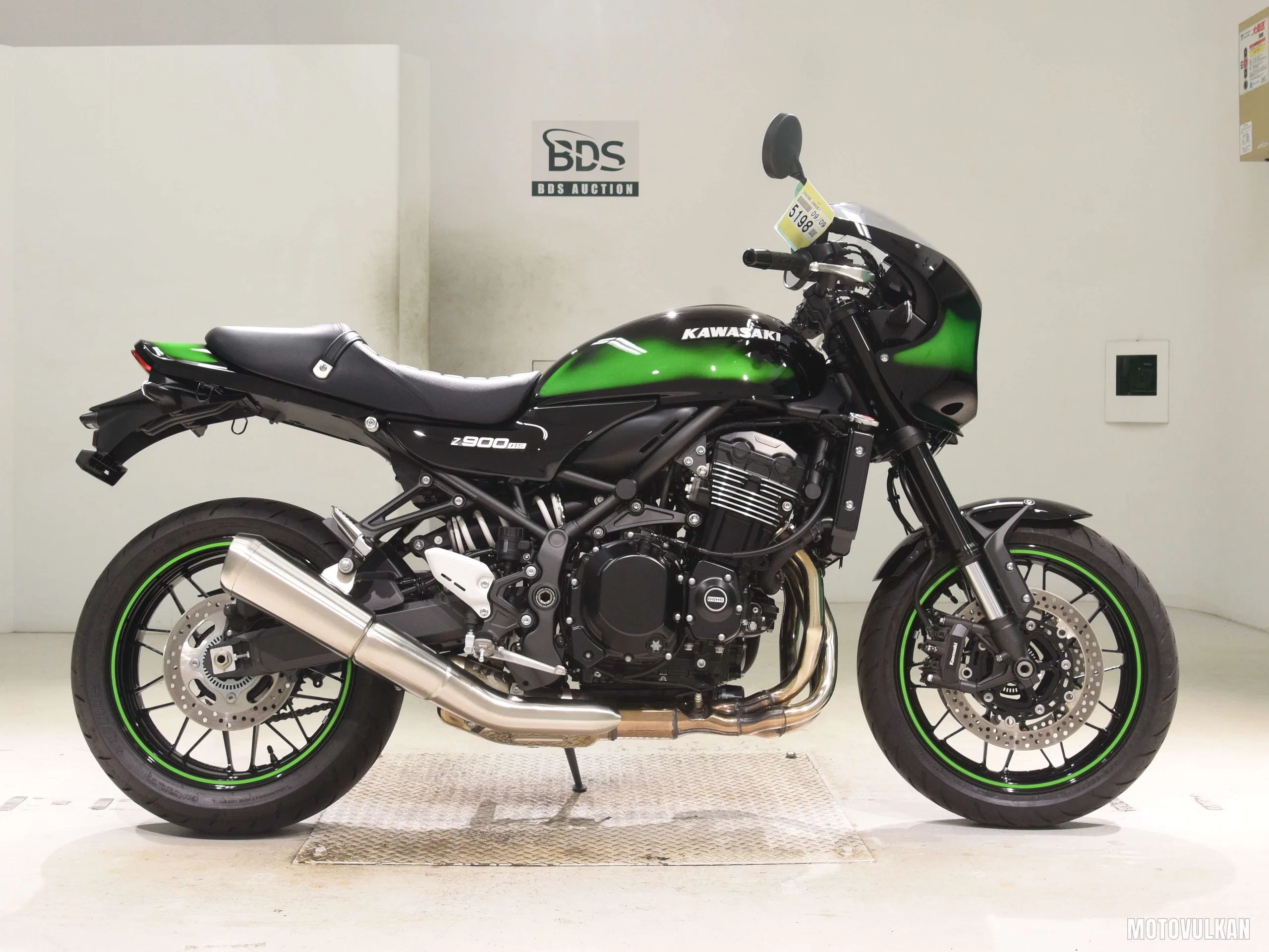 Kawasaki Z900RS CAFE