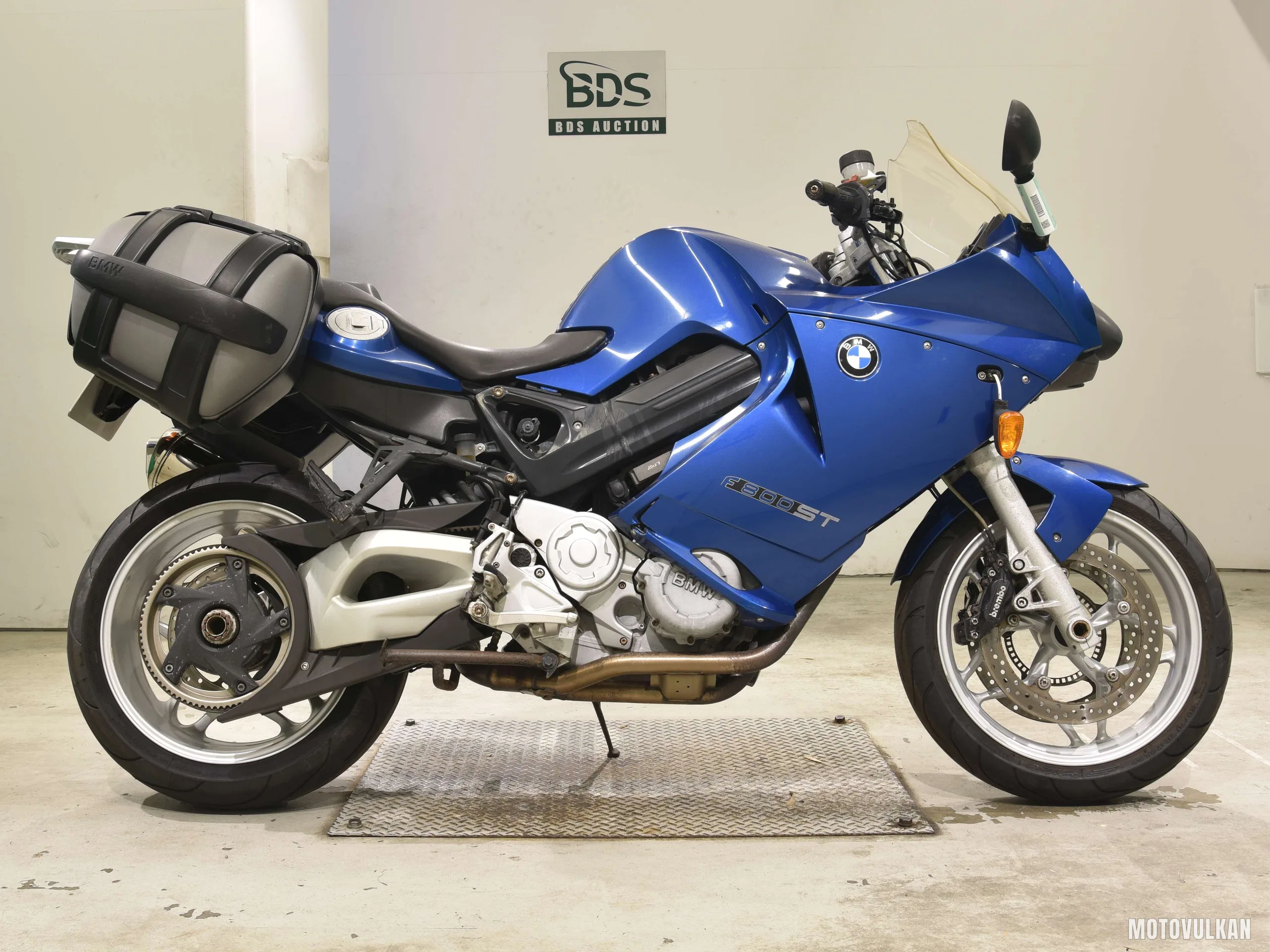  BMWF800ST