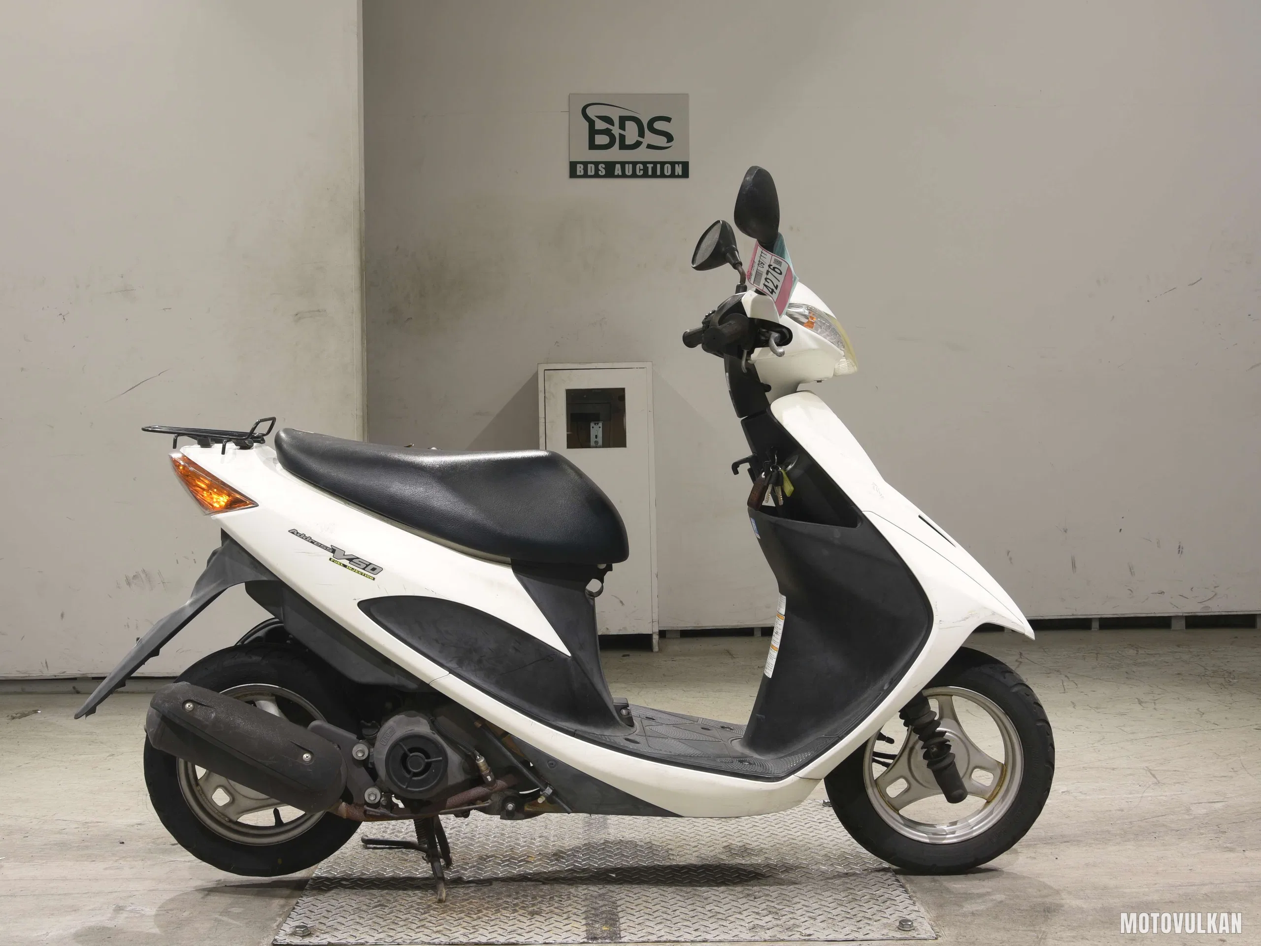 Suzuki ADDRESS V50-2