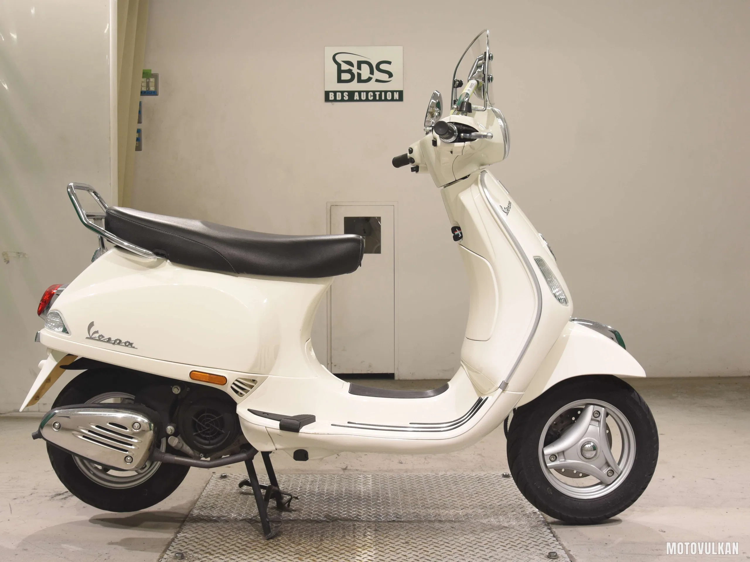  VESPA VX125