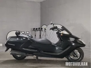 Yamaha Maxam