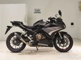 Honda CBR400R-2