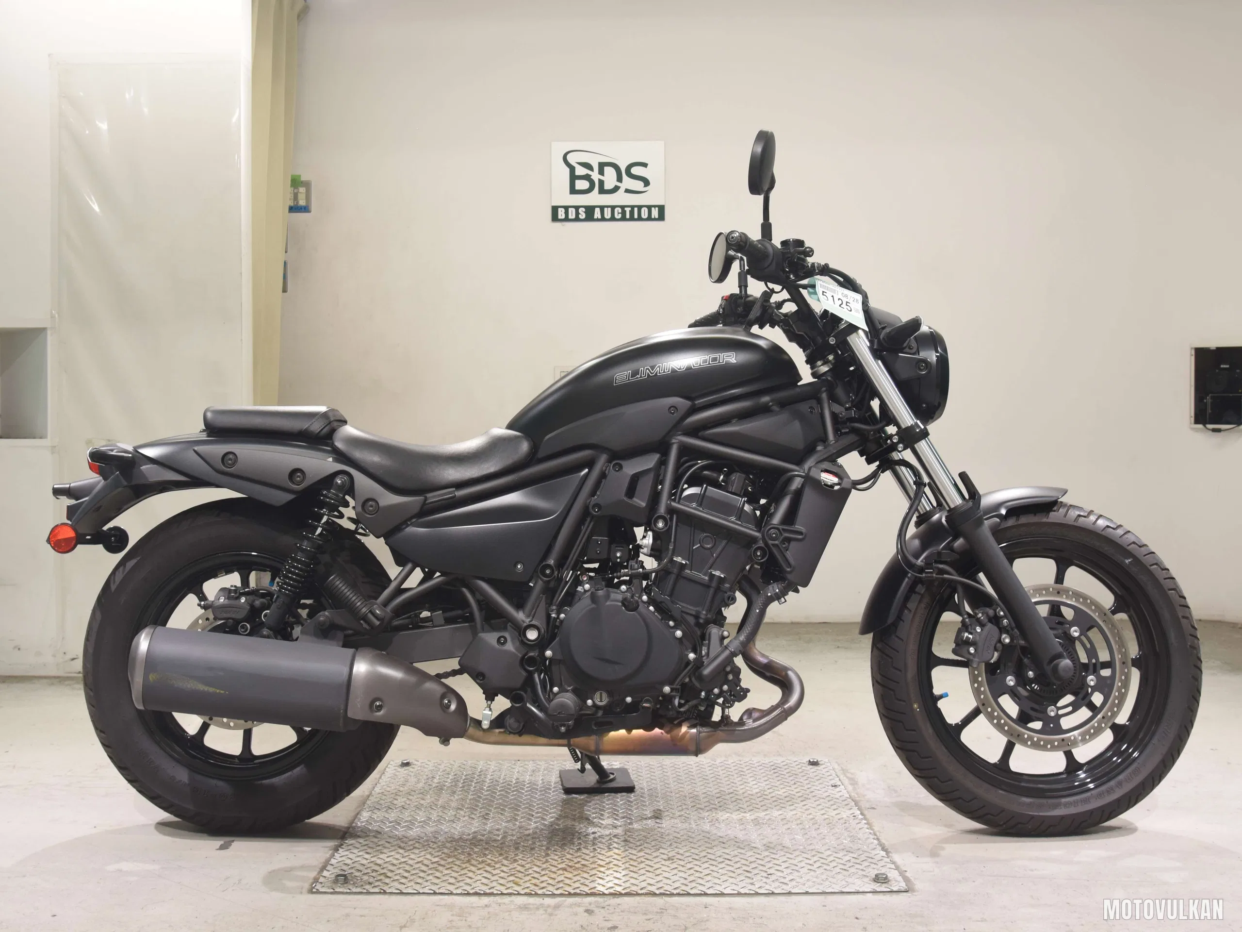 Kawasaki ELIMINATOR400-3
