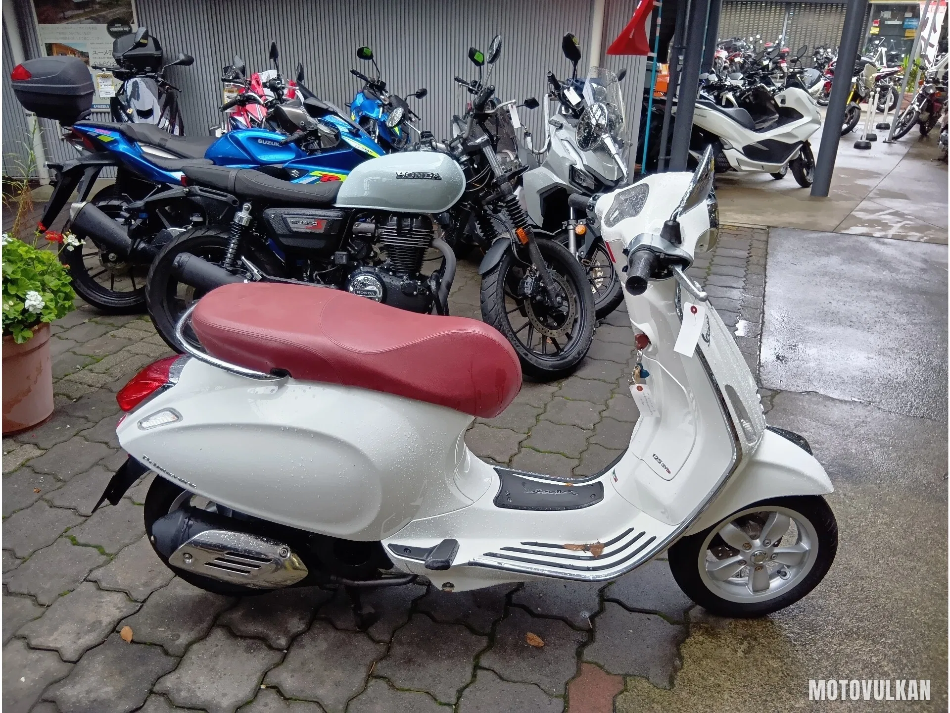Other Non Japanese Vespa Primavera125