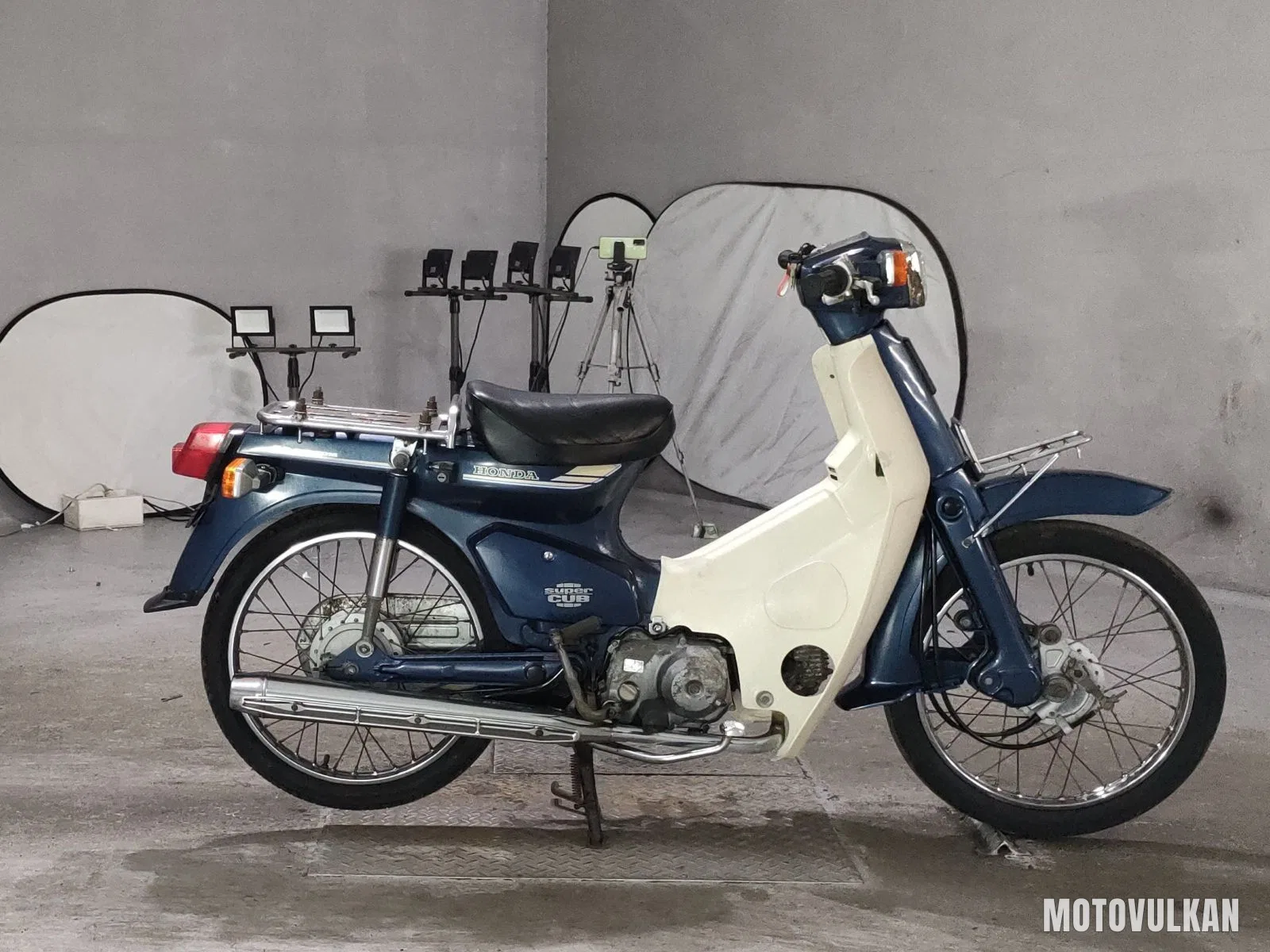 Honda Super Cub 50 Custom